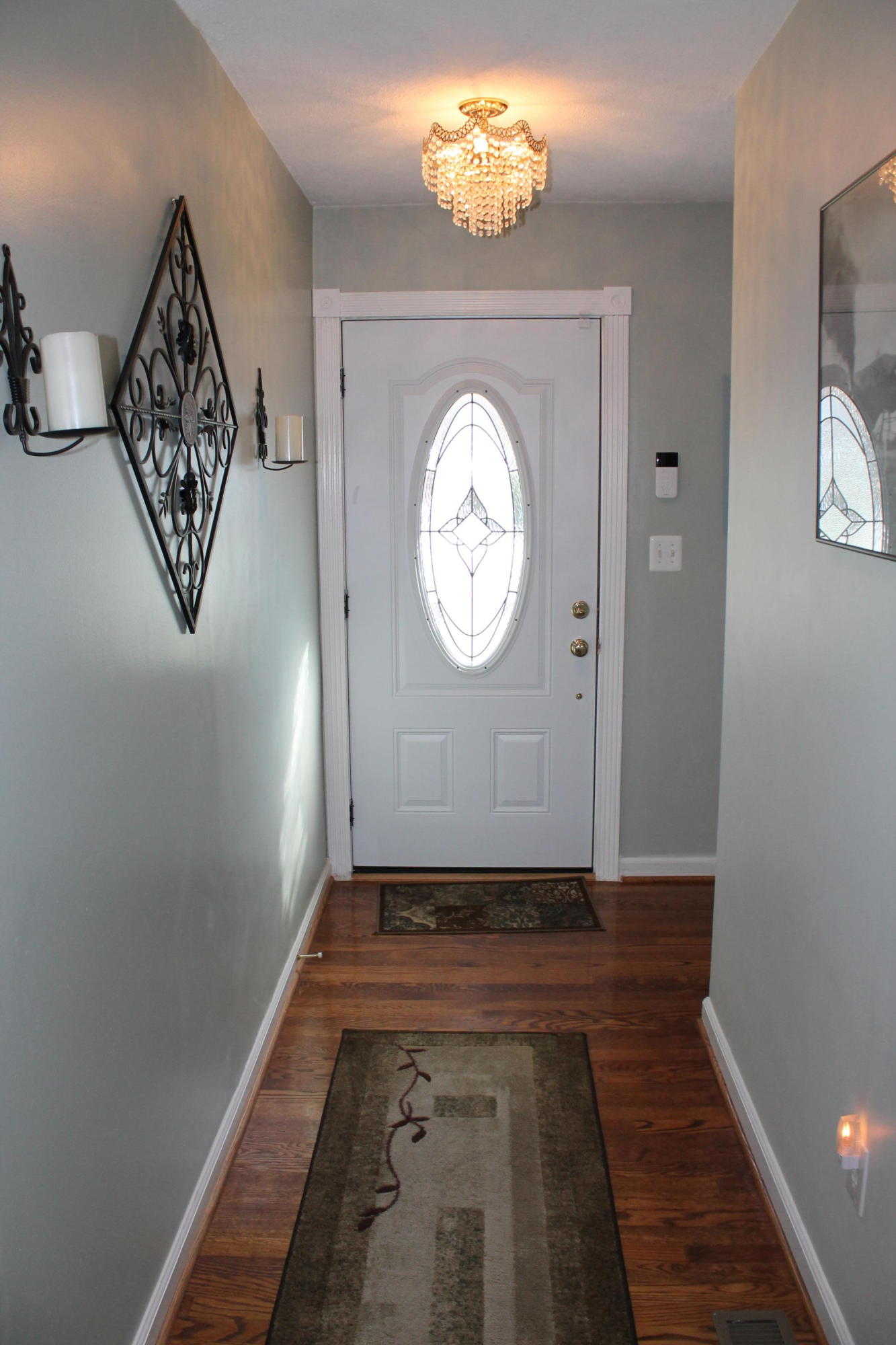 2749 Lofton Road Southwest Roanoke, VA 24015 - Photo 4 of 52 Foyer