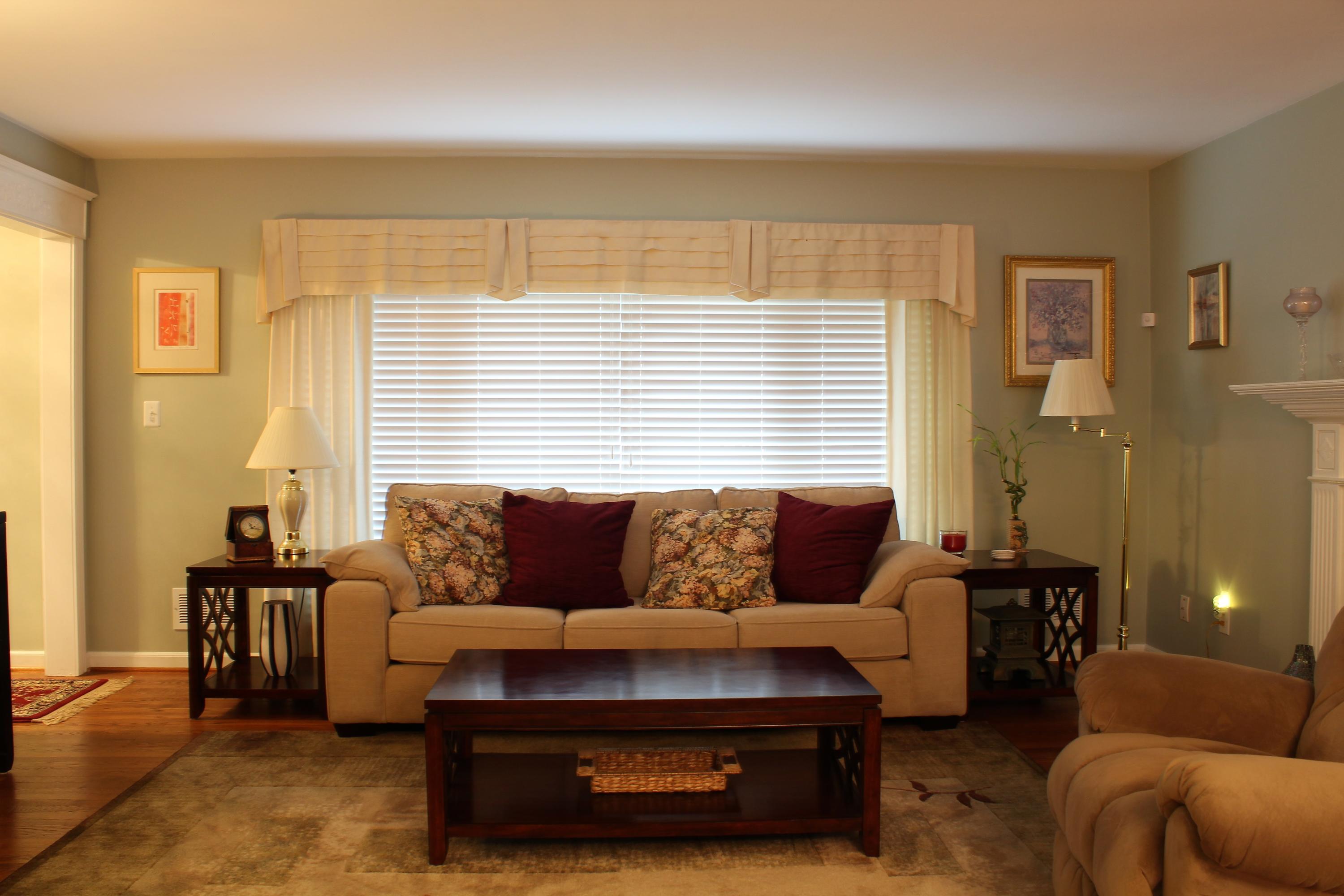 2749 Lofton Road Southwest Roanoke, VA 24015 - Photo 7 of 52 Living room