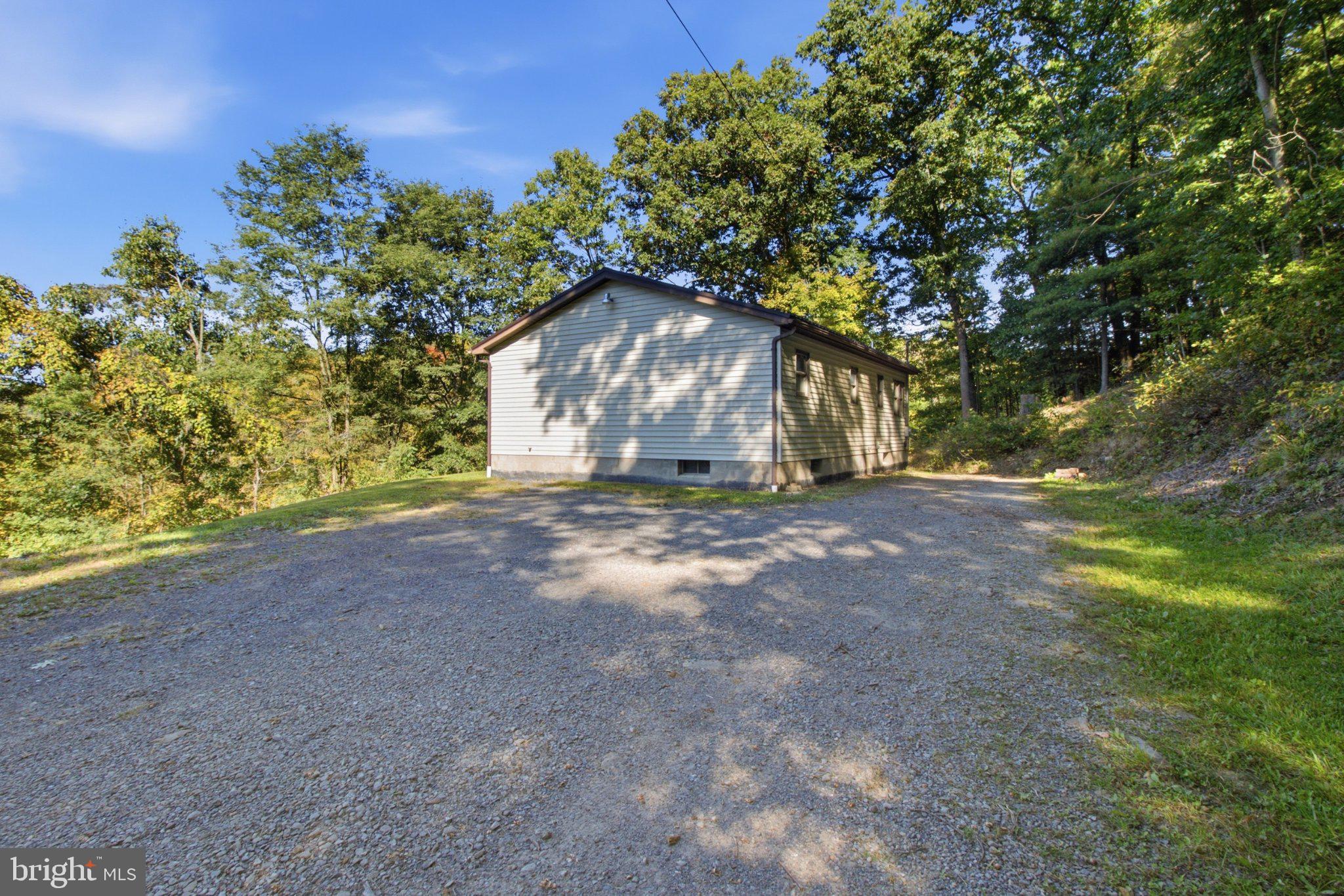 102 Surveyor Road Clearfield, PA 16830 - Photo 25 of 32 Side