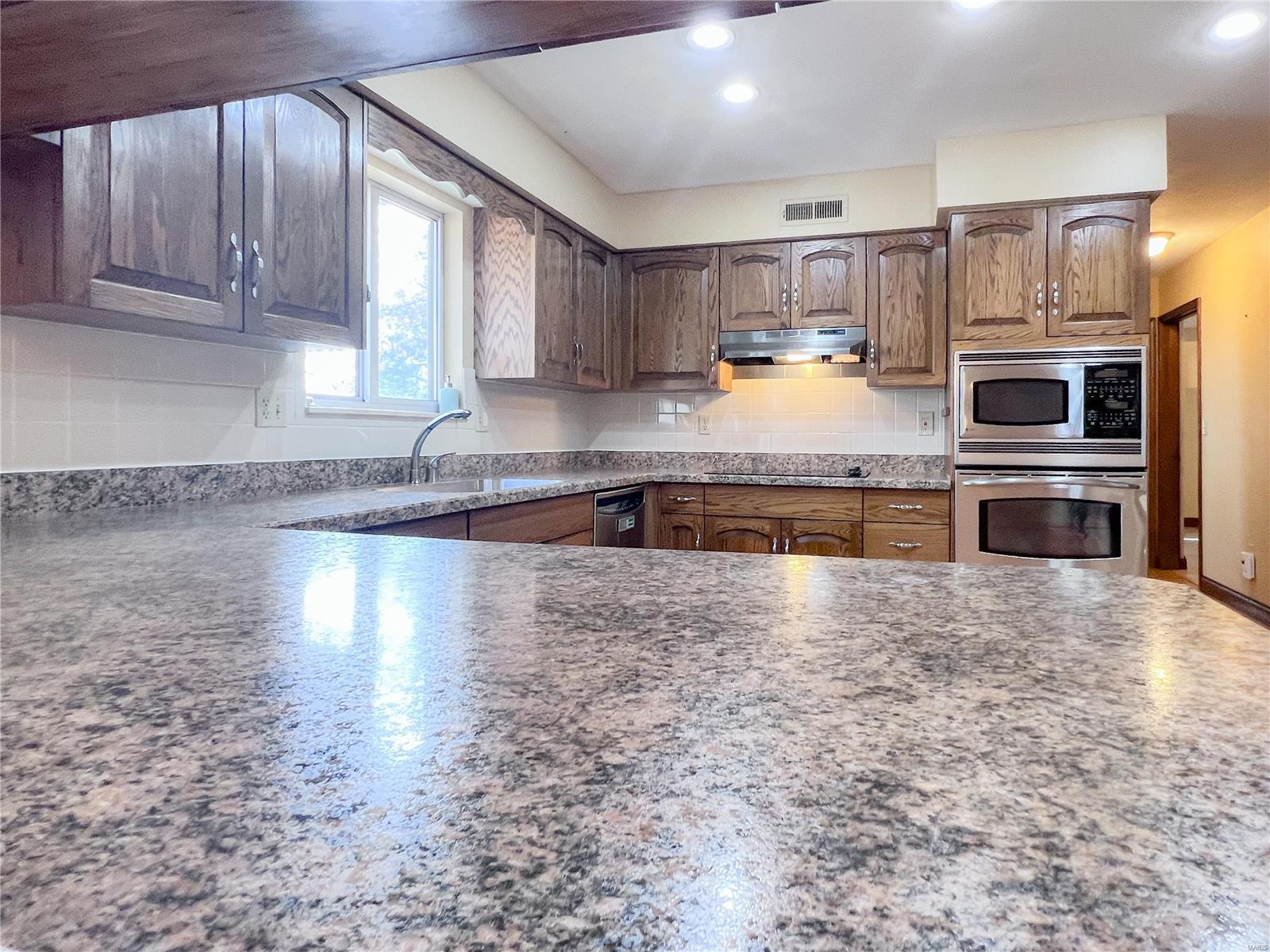 1114 Shadow Ridge Crossing O'Fallon, IL 62269 - Photo 7 of 21