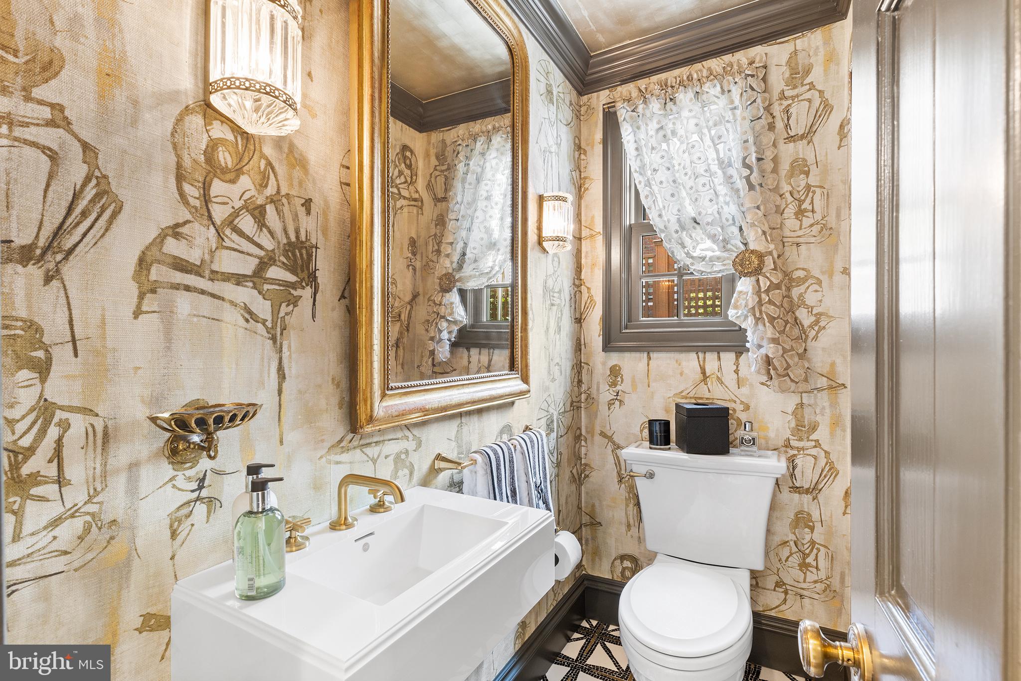 292 Hillcrest Road Wayne, PA 19087 - Photo 20 of 51 first floor powder room