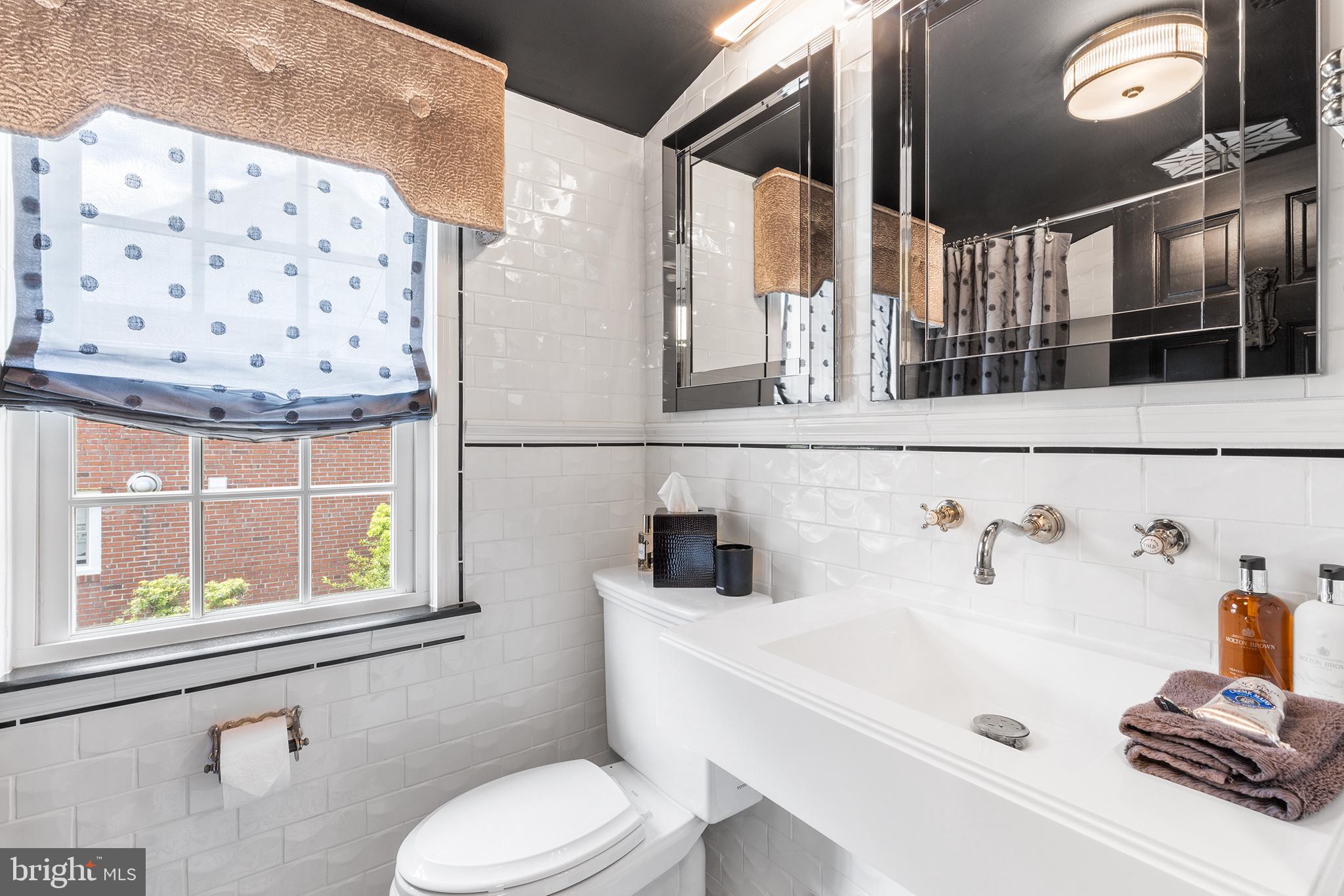 292 Hillcrest Road Wayne, PA 19087 - Photo 25 of 51 full bath with shower/tub combo