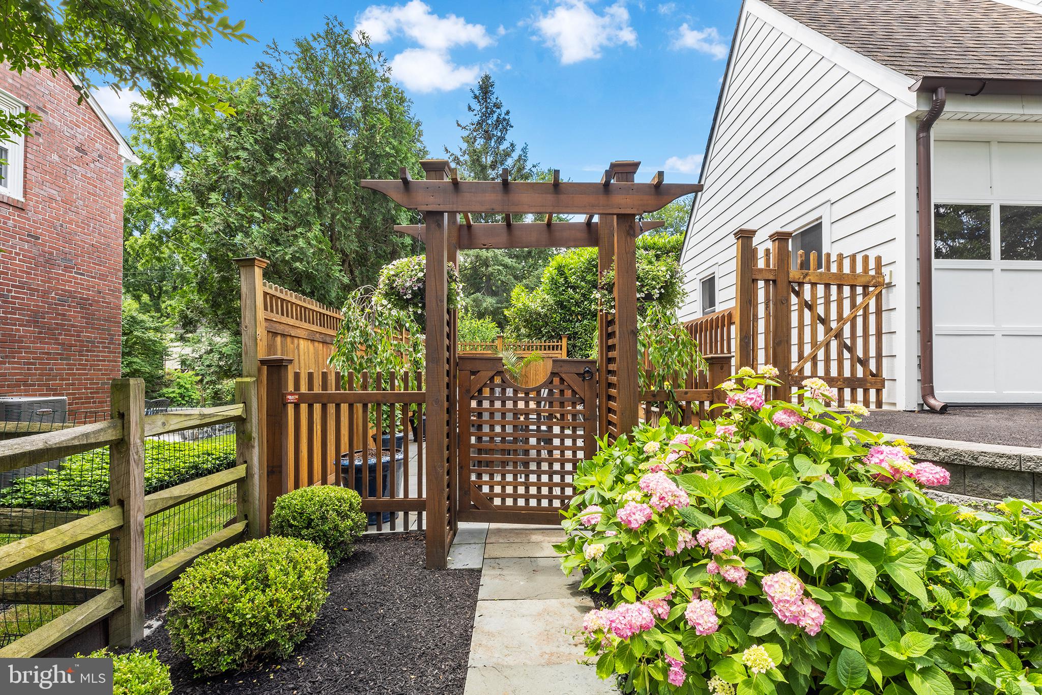 292 Hillcrest Road Wayne, PA 19087 - Photo 36 of 51 beautiful gardens and privacy
