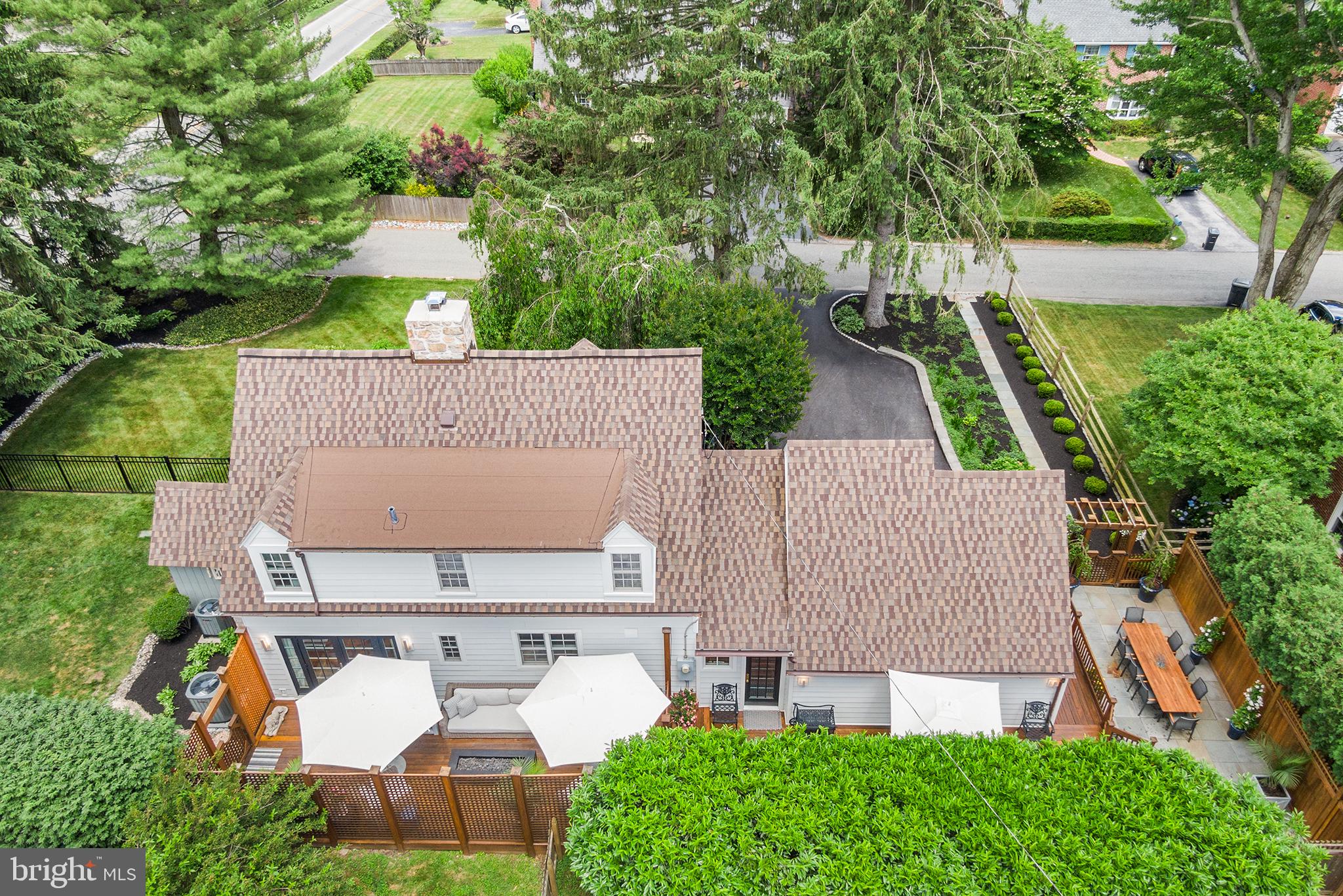 292 Hillcrest Road Wayne, PA 19087 - Photo 45 of 51 aerial view showcases newer roof