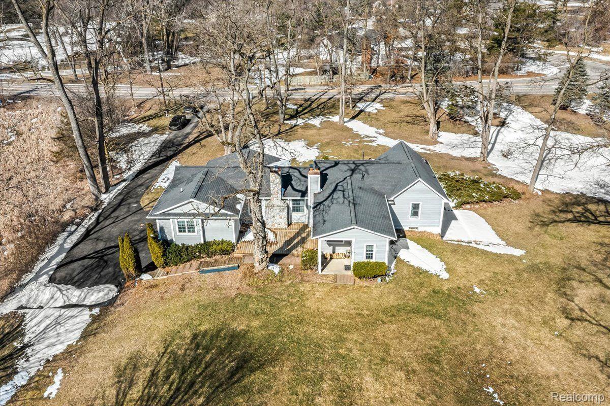 4529 Pleasant Valley Road Brighton, MI 48114 - Photo 59 of 66 Gallery Image 59