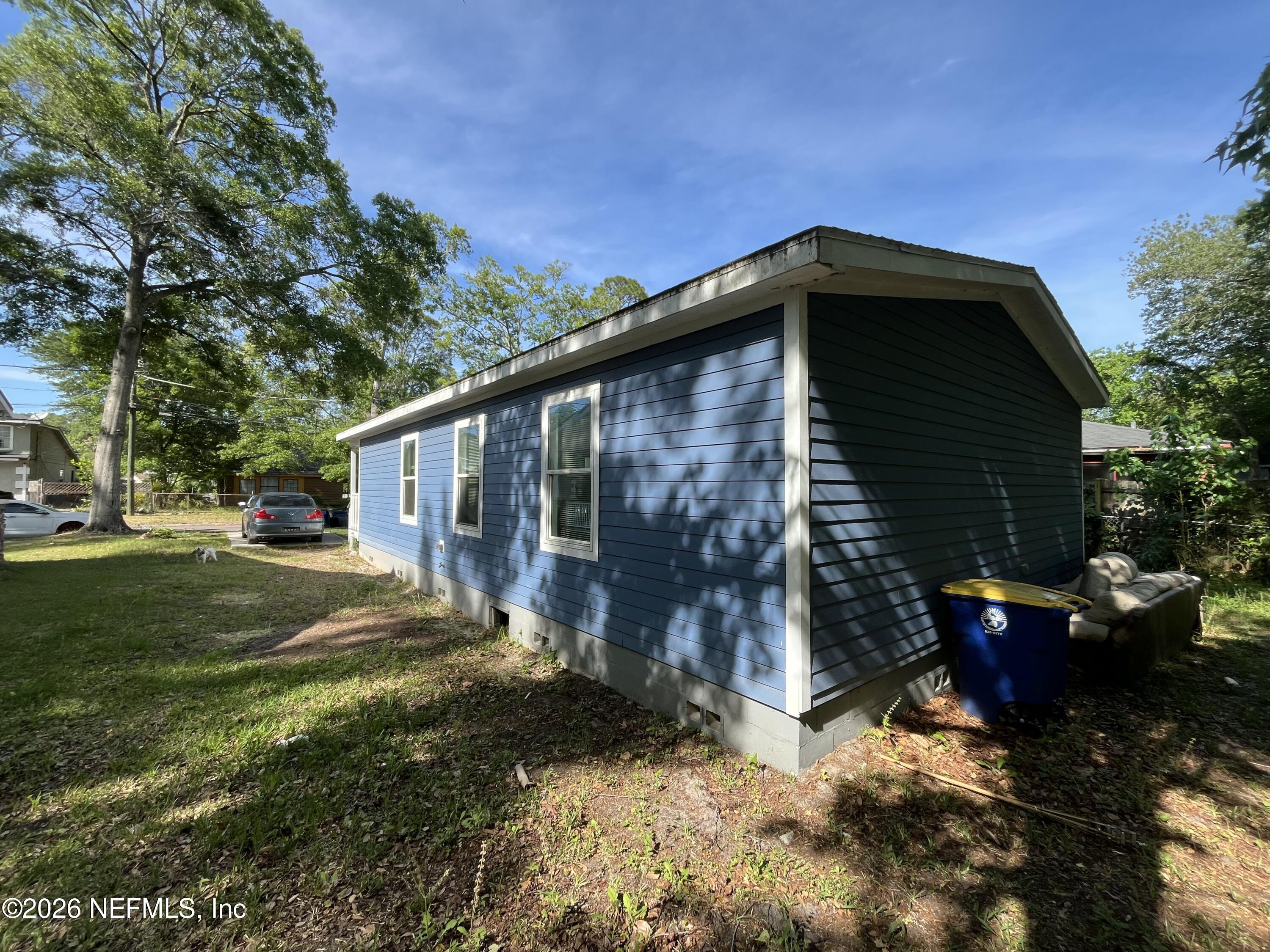 1958 Morehouse Road Jacksonville, FL 32209 - Photo 3 of 16 IMG_0938