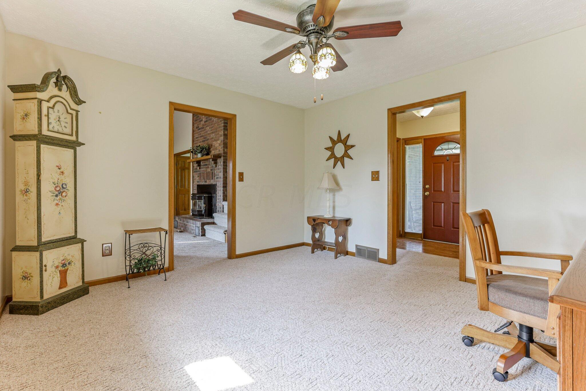 7430 Richardson Road Groveport, OH 43125 - Photo 13 of 40 Den/Home Office