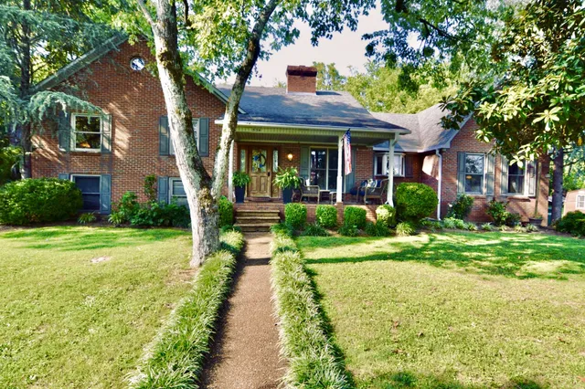 $299,000 | 534 East College Street, Pulaski, TN 38478