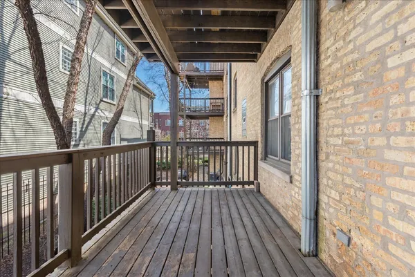 $275,000 | 4446 North Wolcott Avenue, Unit 1B, Chicago, IL 60640