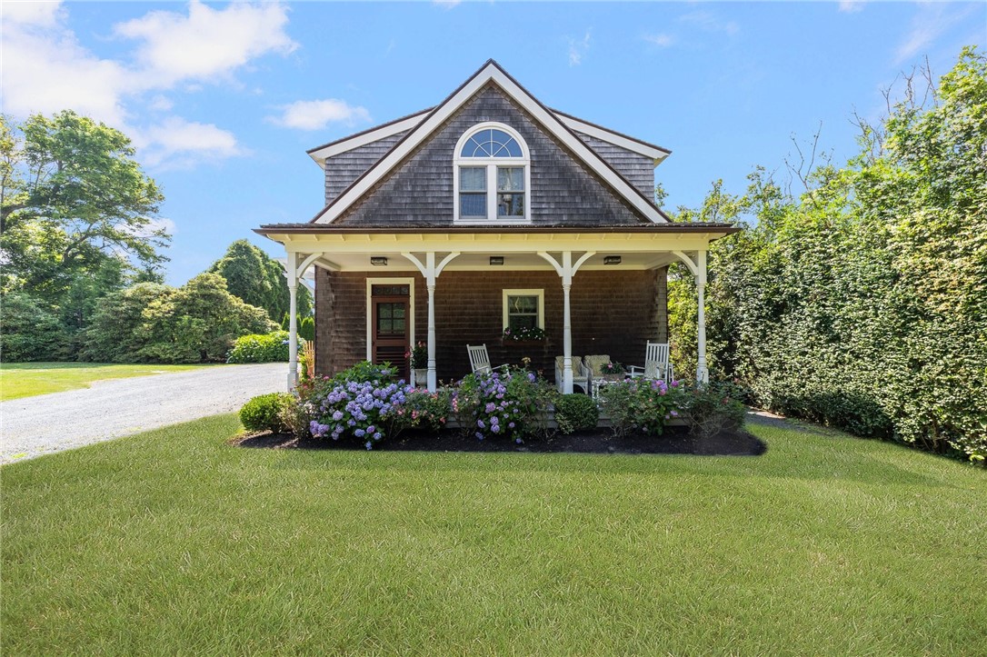 5 Ledge Road Newport, RI 02840 - Photo 2 of 38