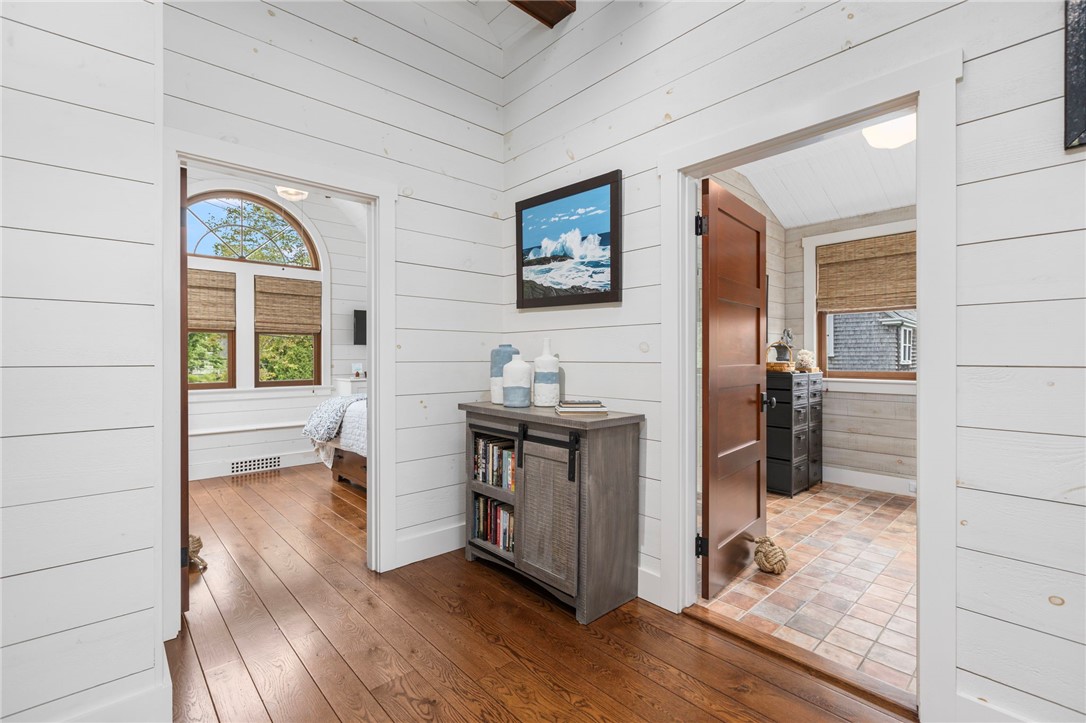 5 Ledge Road Newport, RI 02840 - Photo 32 of 38