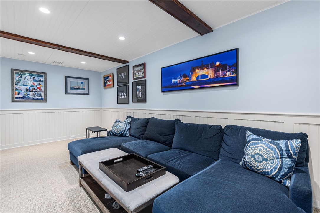 5 Ledge Road Newport, RI 02840 - Photo 36 of 38