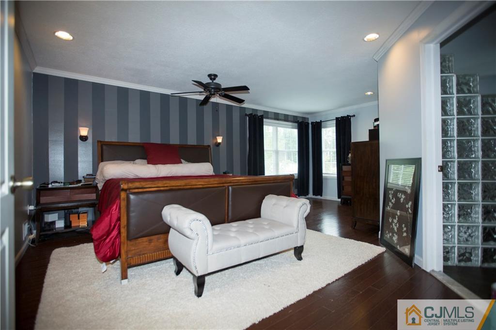 32 Oakland Road Old Bridge, NJ 08857 - Photo 13 of 22 Gallery Image 13