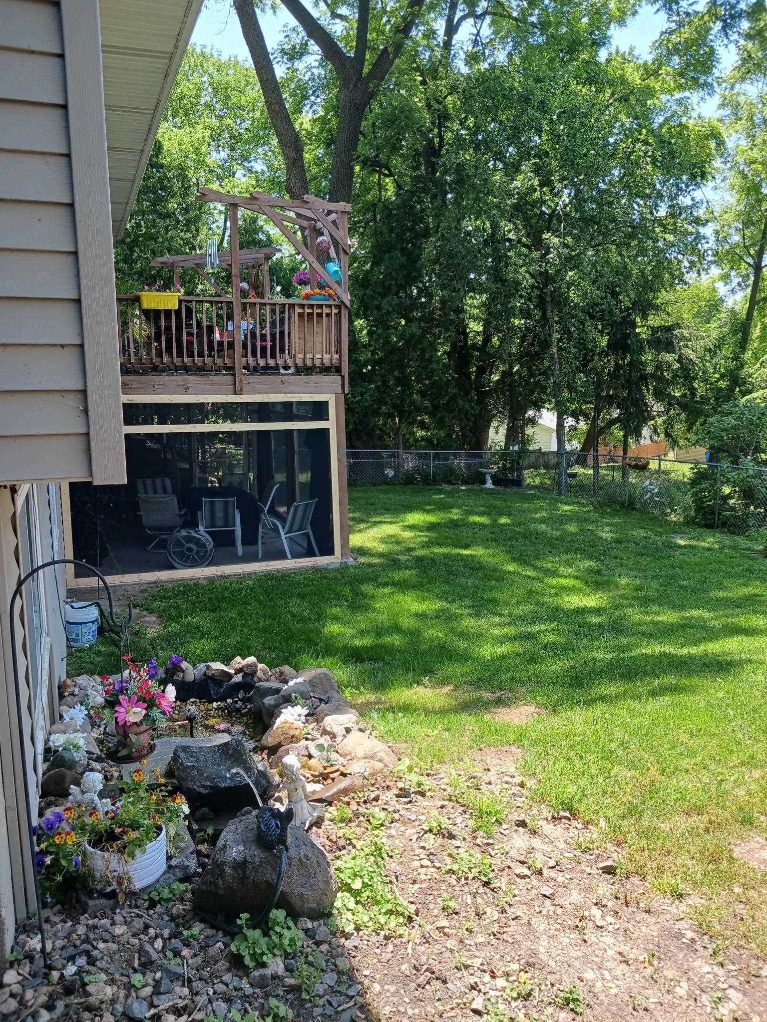 2914 Hambrecht Road Middleton, WI 53562 - Photo 18 of 20