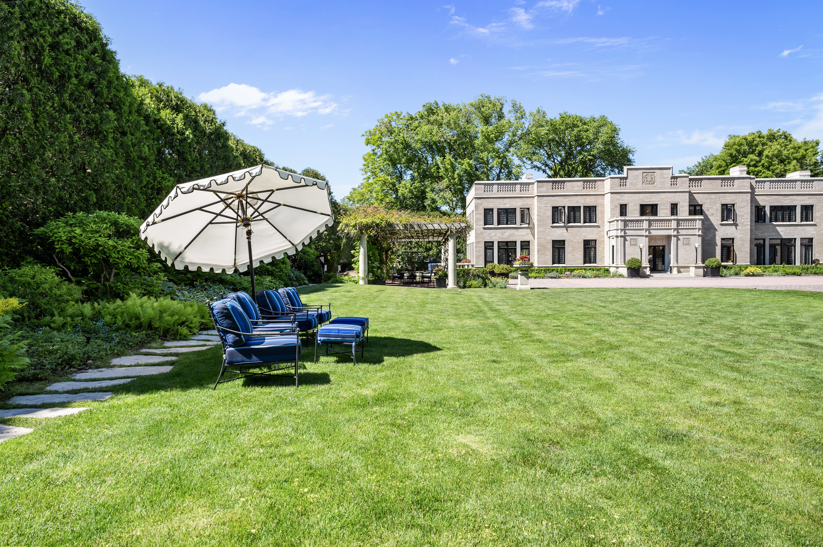 919 Hill Road Winnetka, IL 60093 - Photo 49 of 67