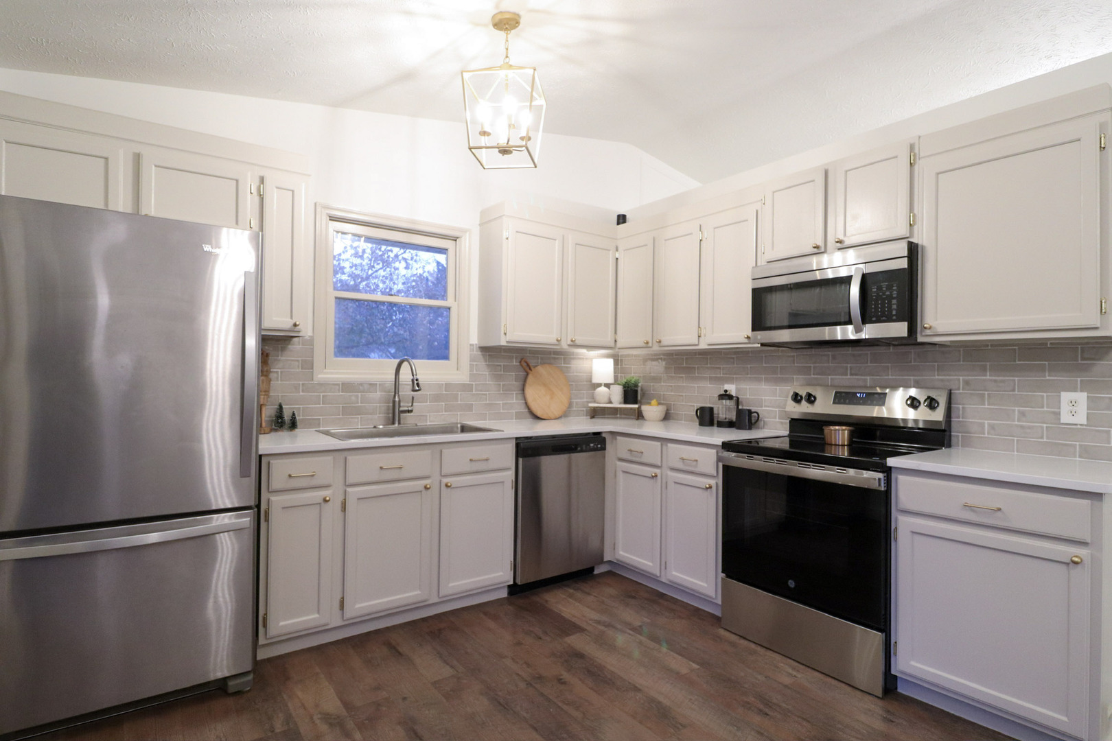 9 Timberview Drive Bloomington, IL 61701 - Photo 8 of 32