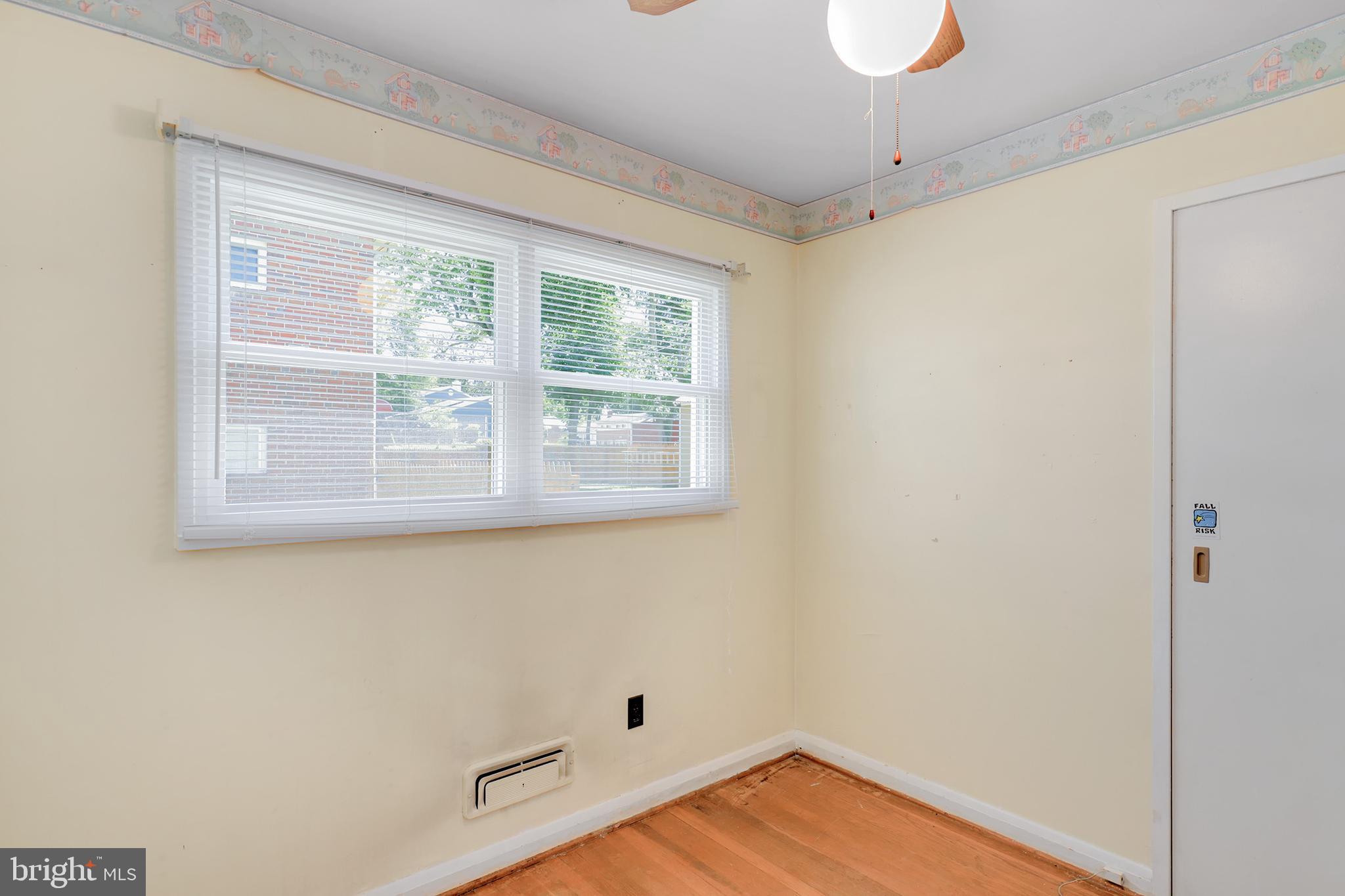 925 Marksworth Road Baltimore, MD 21228 - Photo 15 of 30