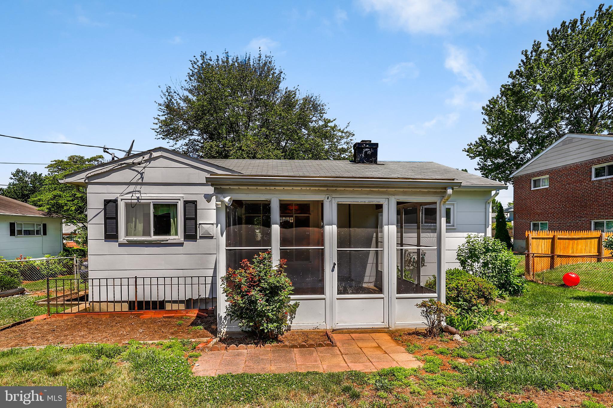 925 Marksworth Road Baltimore, MD 21228 - Photo 29 of 30