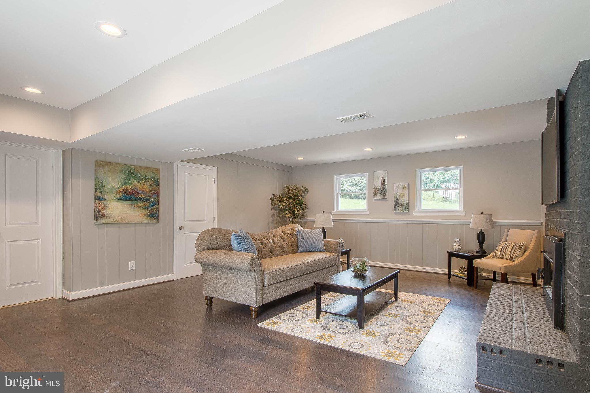 3431 Clayton Road Joppa, MD 21085 - Photo 12 of 22 Living Room