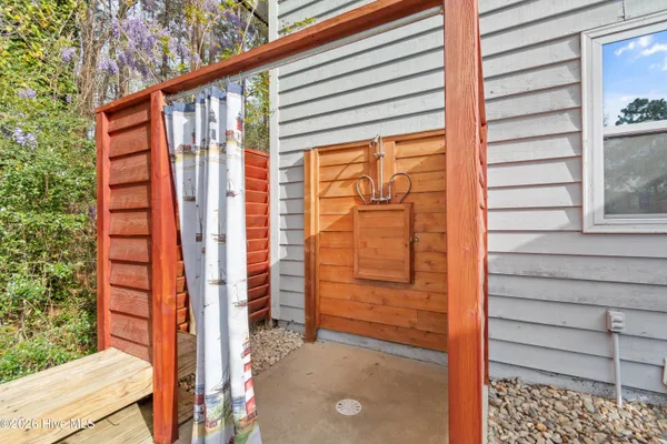 $779,900 | 1321 Marsh Line Court Southwest, Shallotte, NC 28470