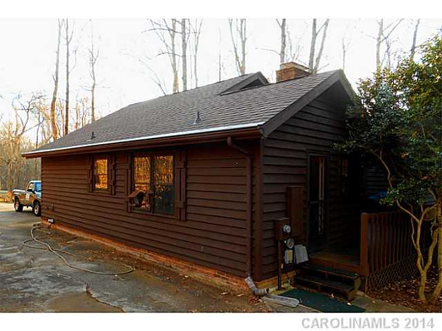 810 Kelly Road Mount Holly, NC 28120 - Photo 6 of 16 Gallery Image 6