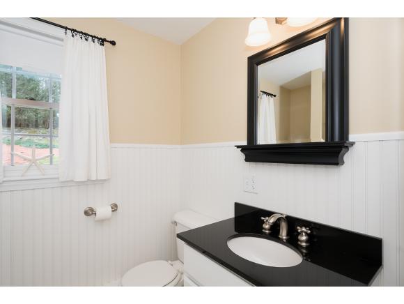 18 Greenleaf Parsons Road York, ME 03902 - Photo 22 of 36