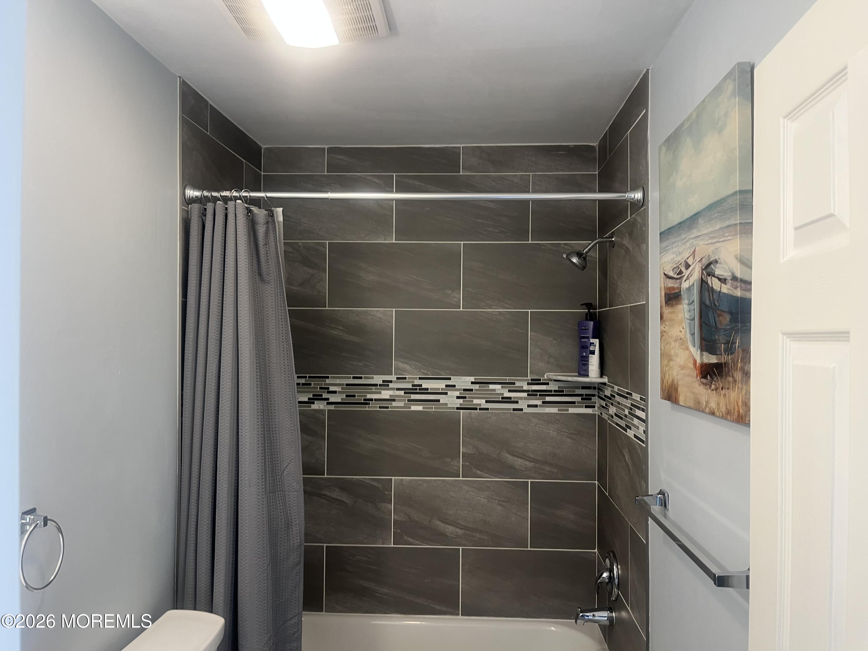 18 Birchwood Road Bedminster, NJ 07921 - Photo 14 of 17 18 j