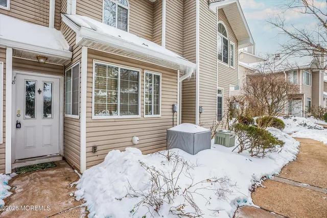 $489,900 | 18 Birchwood Road, Bedminster, NJ 07921