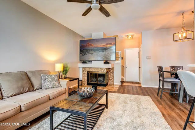 $489,900 | 18 Birchwood Road, Bedminster, NJ 07921