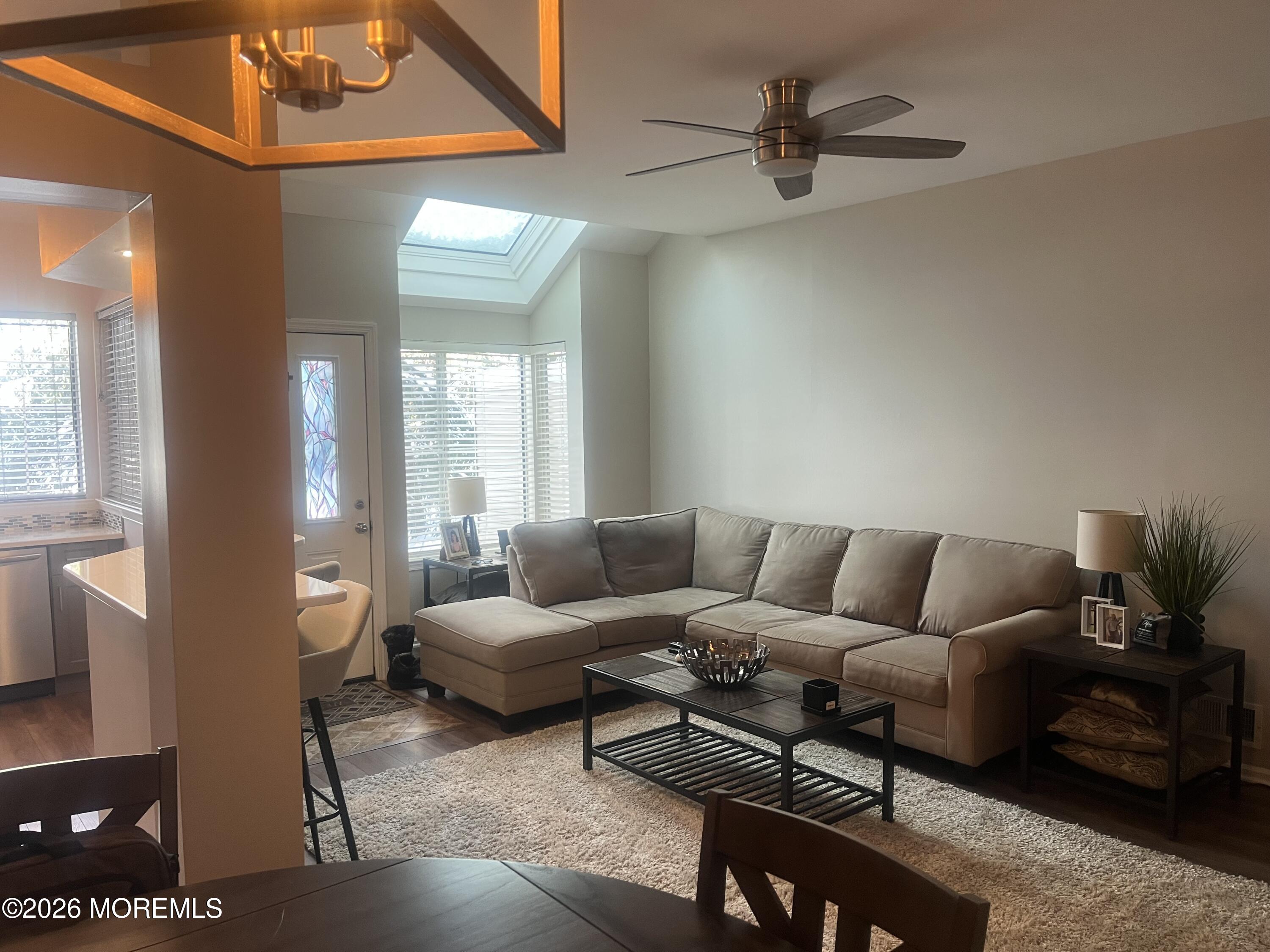 18 Birchwood Road Bedminster, NJ 07921 - Photo 4 of 17 18 m