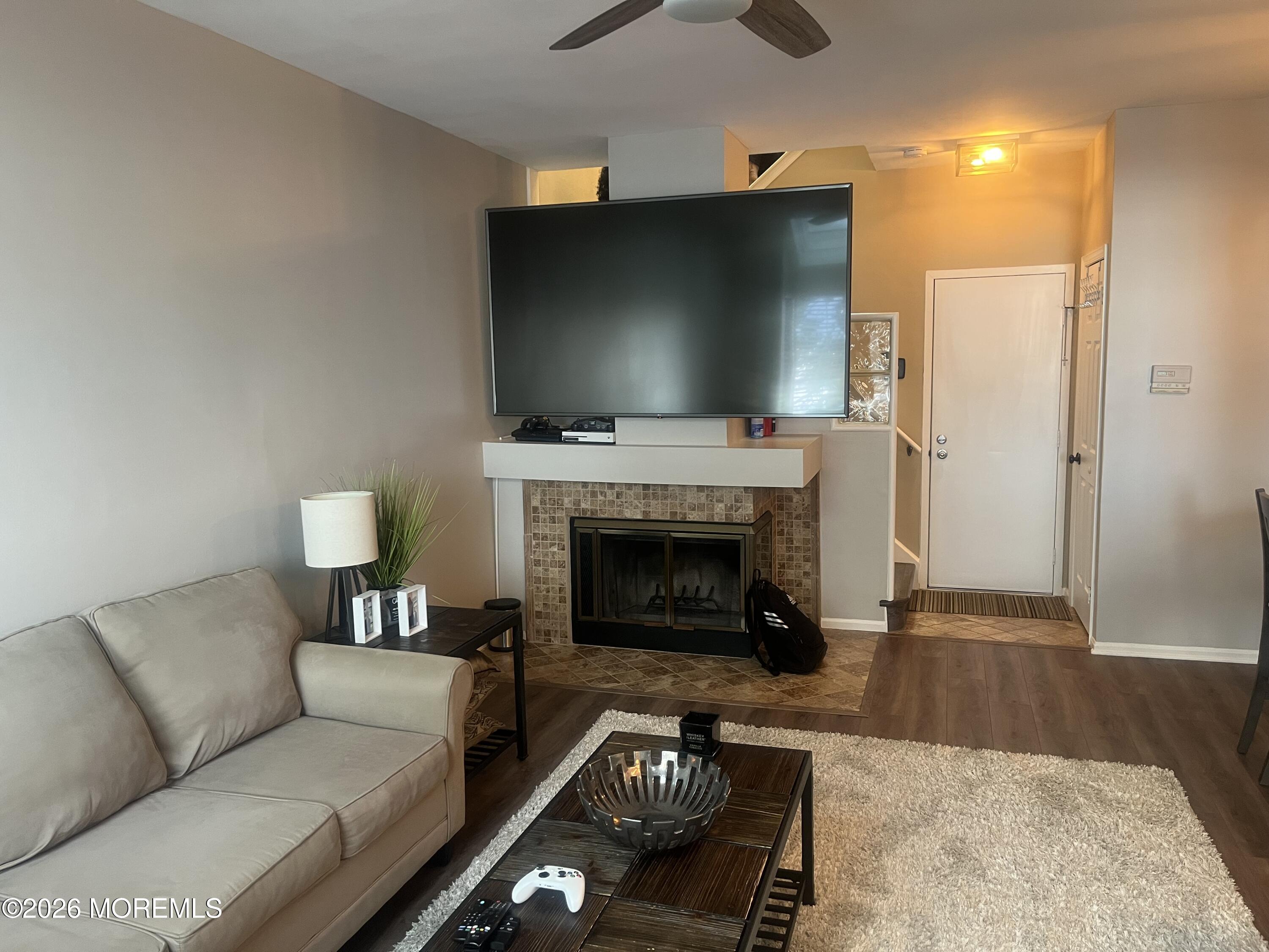 18 Birchwood Road Bedminster, NJ 07921 - Photo 5 of 17 18 n