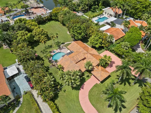 $2,200,000 | 10010 Northwest 135th Street, Hialeah, FL 33018