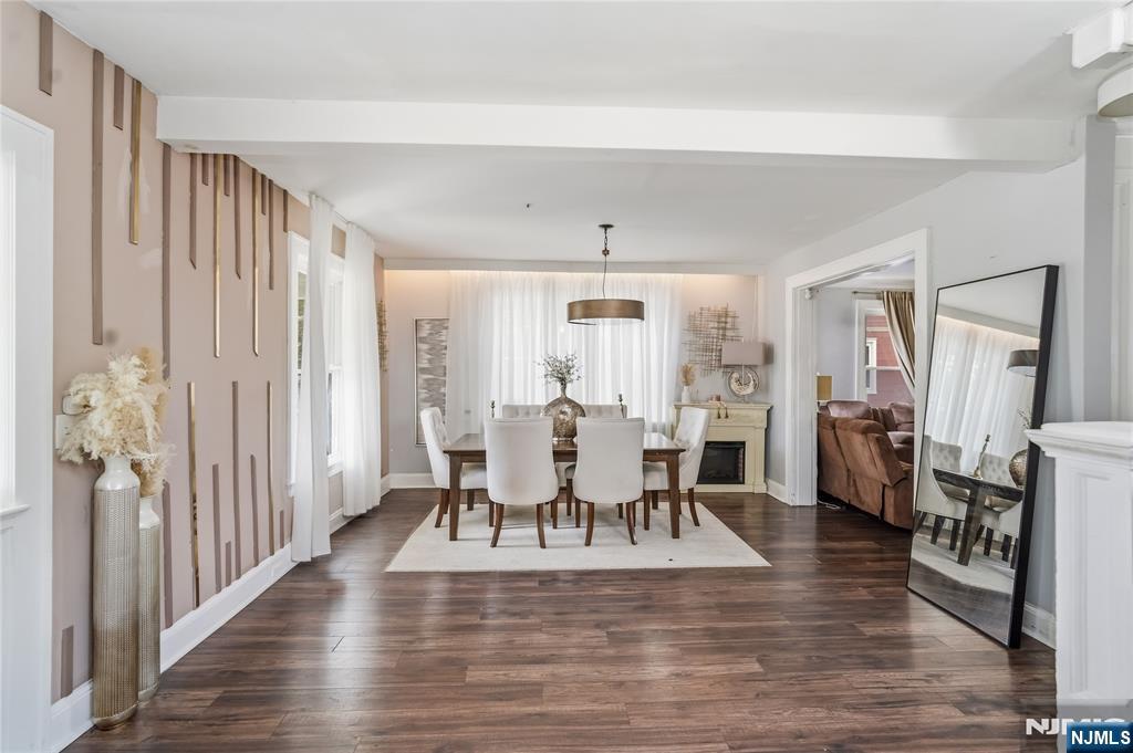 283 Hamilton Place Hackensack, NJ 07601 - Photo 2 of 23