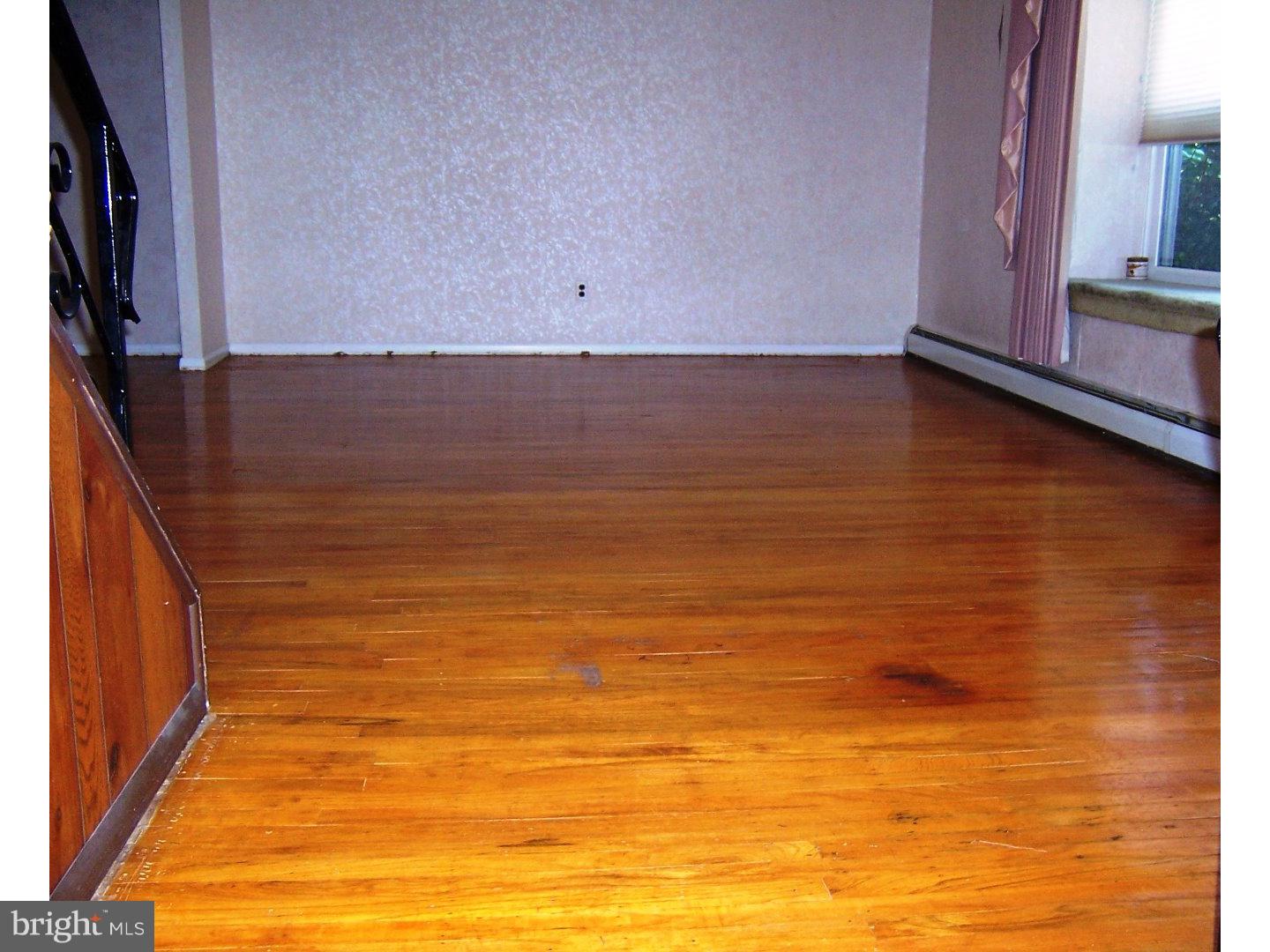 3331 Rambler Road Bensalem, PA 19020 - Photo 5 of 20 Living Room
