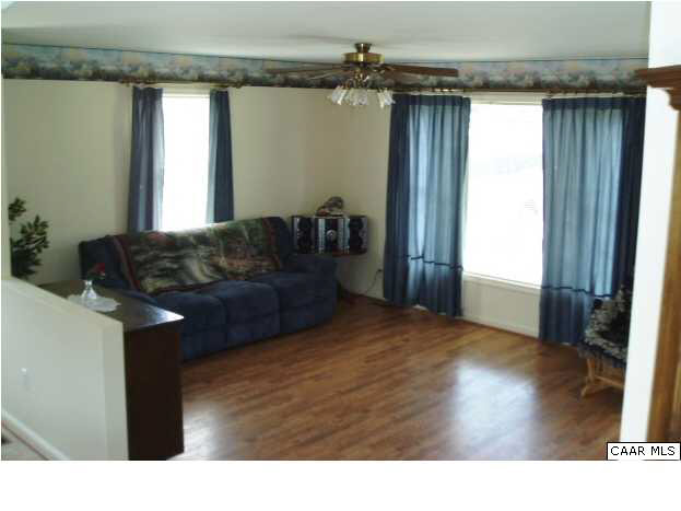 274 Good Hope Church Road Aroda, VA 22709 - Photo 15 of 23 a living room with furniture and a window