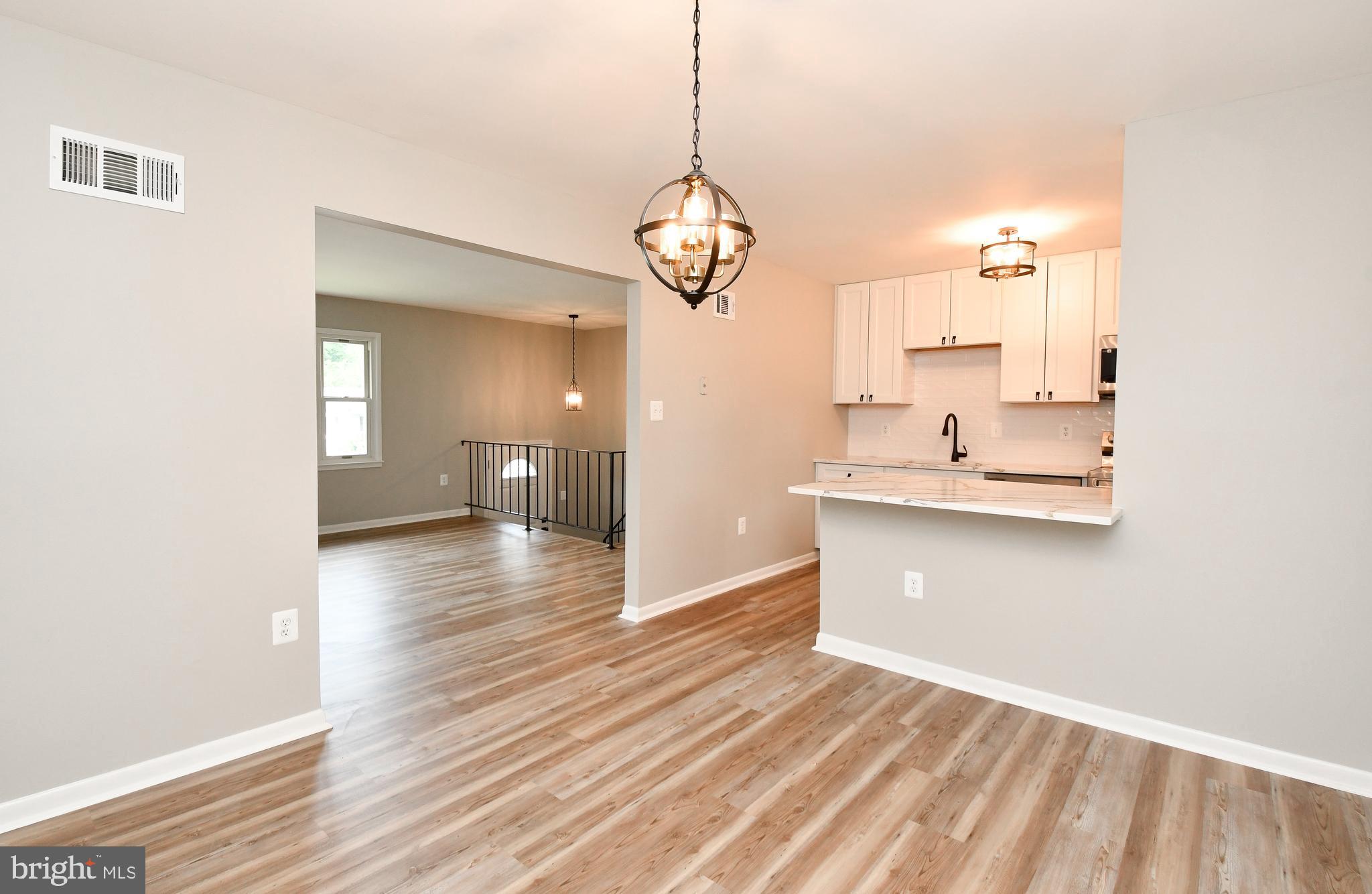 13409 Delaney Road Woodbridge, VA 22193 - Photo 13 of 38 Gallery Image 13