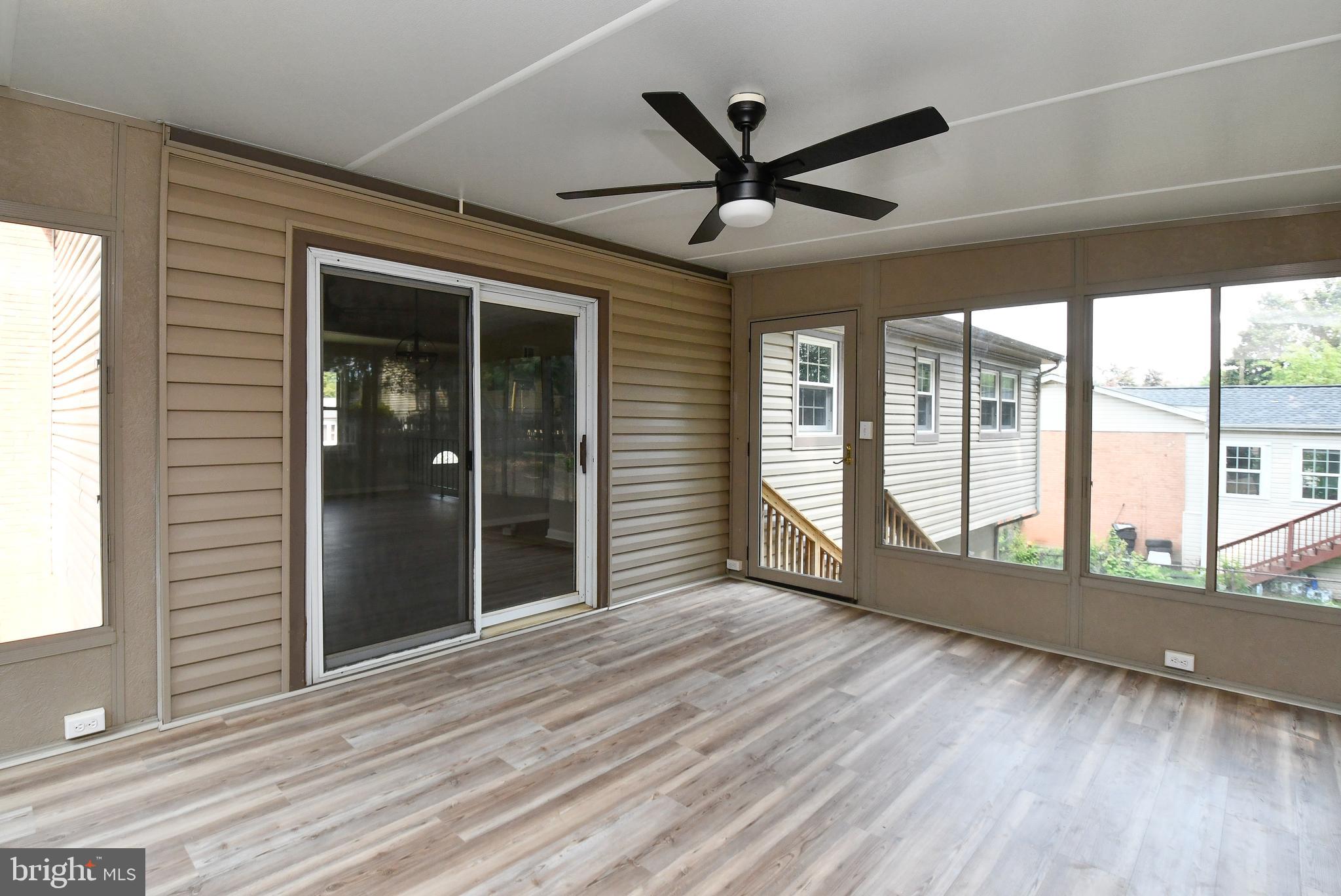 13409 Delaney Road Woodbridge, VA 22193 - Photo 34 of 38 Gallery Image 34