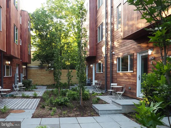 $5,995 | 446 Ridge Street Northwest, Washington, DC 20001