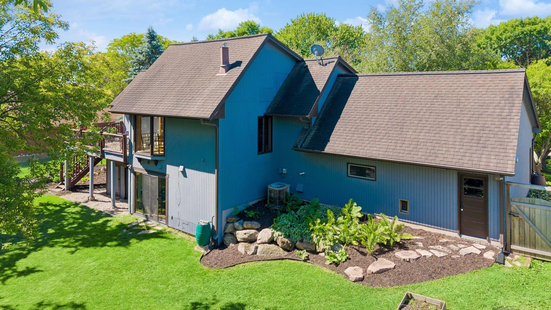 7966 Island Road Eden Prairie, MN 55347 - Photo 5 of 18