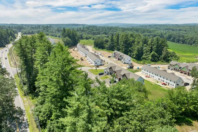 $499,000 | 3 B Mustang Drive, Unit B, Litchfield, NH 03052