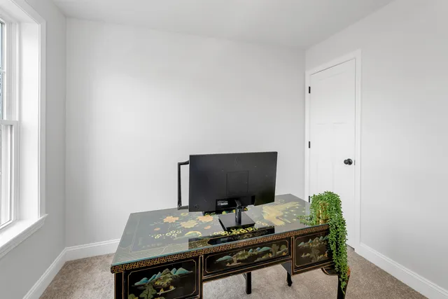 $499,000 | 3 B Mustang Drive, Unit B, Litchfield, NH 03052