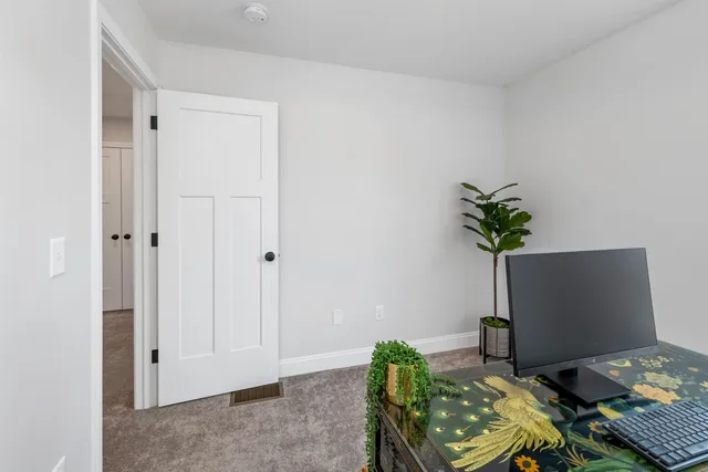 $499,000 | 3 B Mustang Drive, Unit B, Litchfield, NH 03052