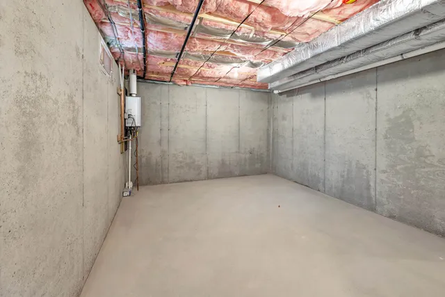 $499,000 | 3 B Mustang Drive, Unit B, Litchfield, NH 03052