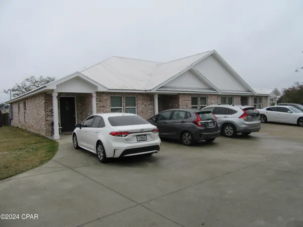 $1,395 | 612 Helen Avenue, Unit 2, Panama City, FL 32401