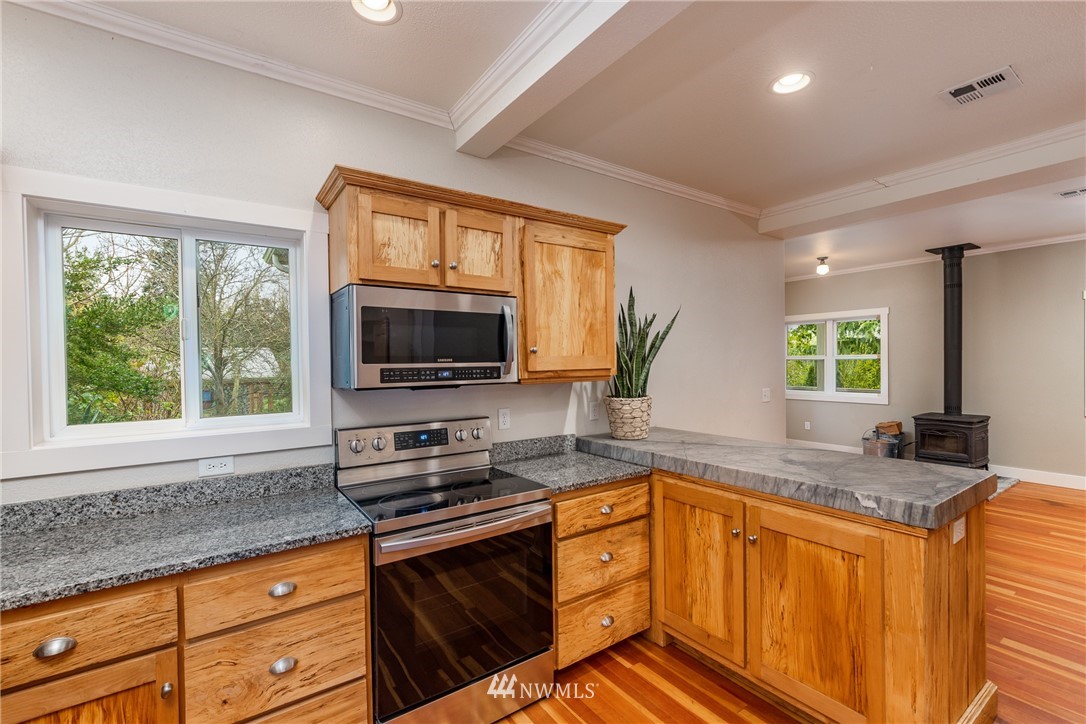 266 Fort Casey Road Coupeville, WA 98239 - Photo 12 of 40 Gallery Image 12