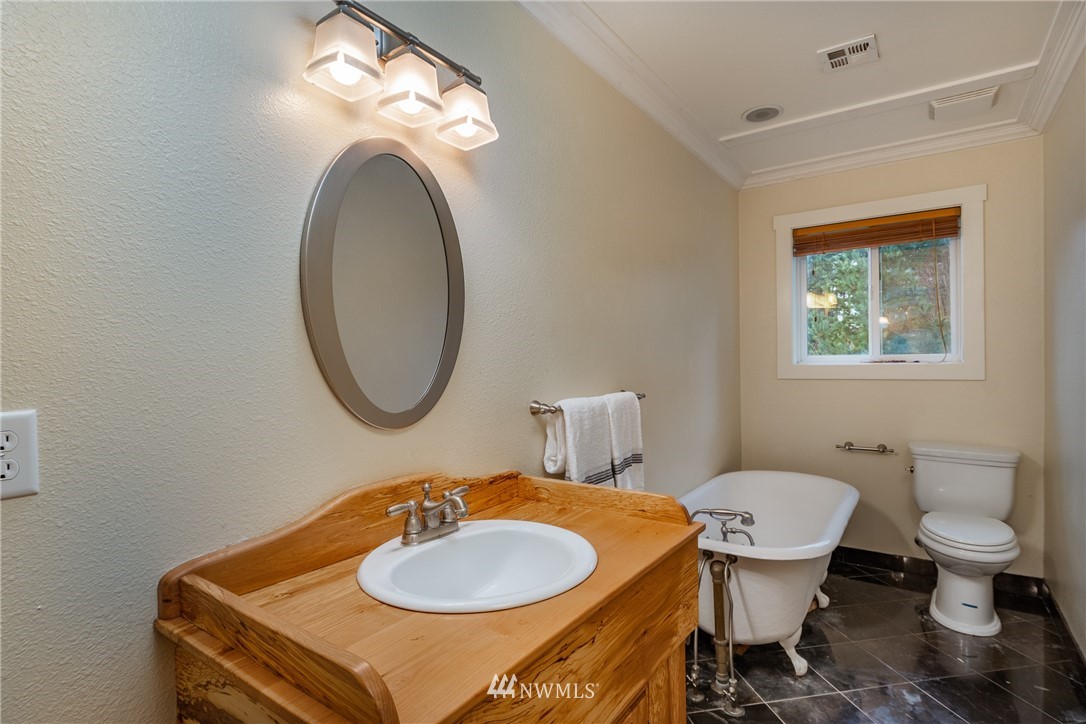 266 Fort Casey Road Coupeville, WA 98239 - Photo 20 of 40 Gallery Image 20