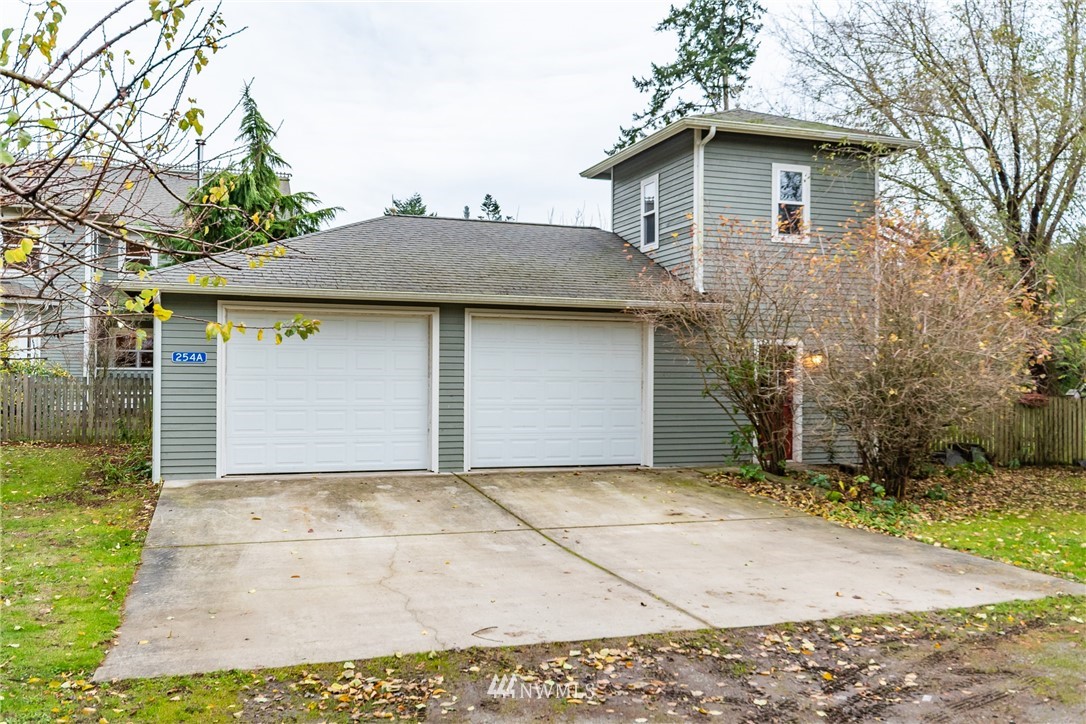 266 Fort Casey Road Coupeville, WA 98239 - Photo 33 of 40 Gallery Image 33