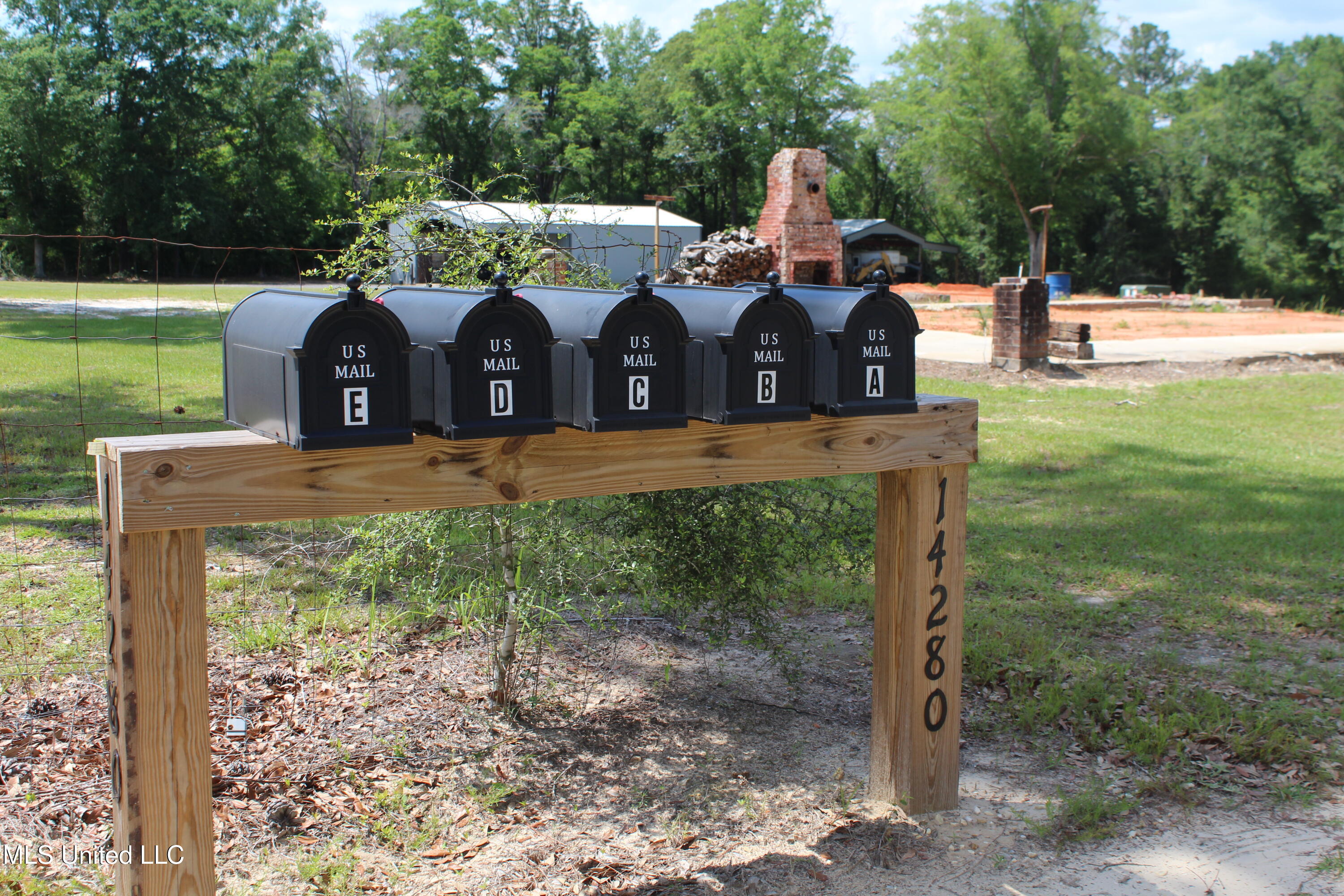 14280 Highway 98 Lucedale, MS 39452 - Photo 2 of 16 IMG_7029