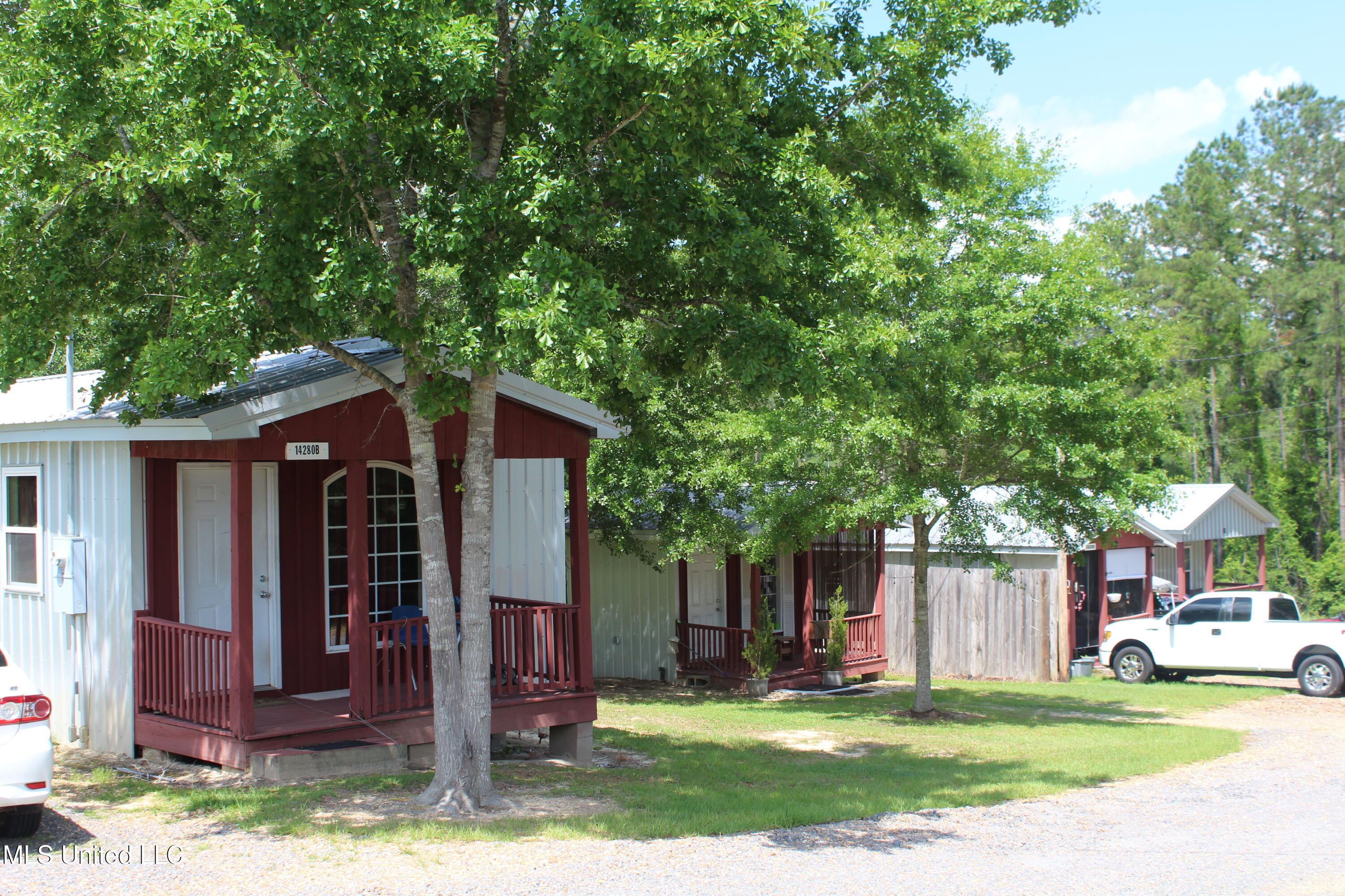 14280 Highway 98 Lucedale, MS 39452 - Photo 4 of 16 IMG_7032