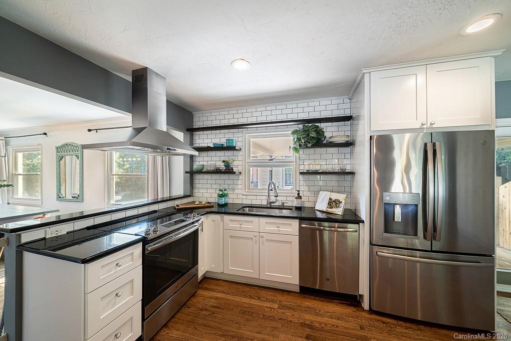 5338 Murrayhill Road Charlotte, NC 28210 - Photo 9 of 26 Gallery Image 9